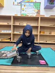 How to Raise a Confident Child Through Everyday Learning
